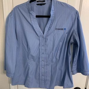 Button down chase top
